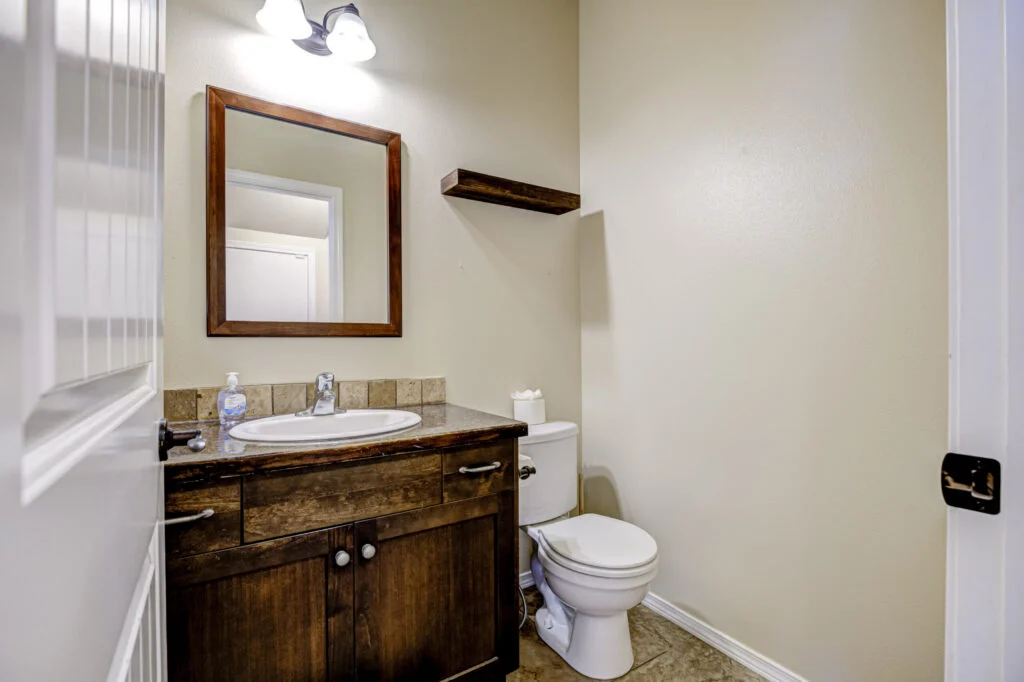 1207 N Montana St Kennewick-16