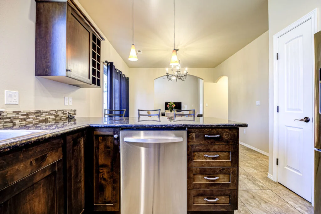 1207 N Montana St Kennewick-6