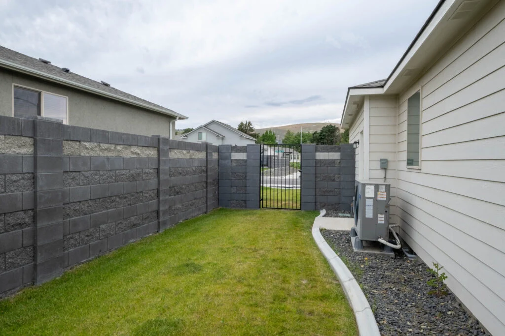 1588 Palermo Ave Richland-42