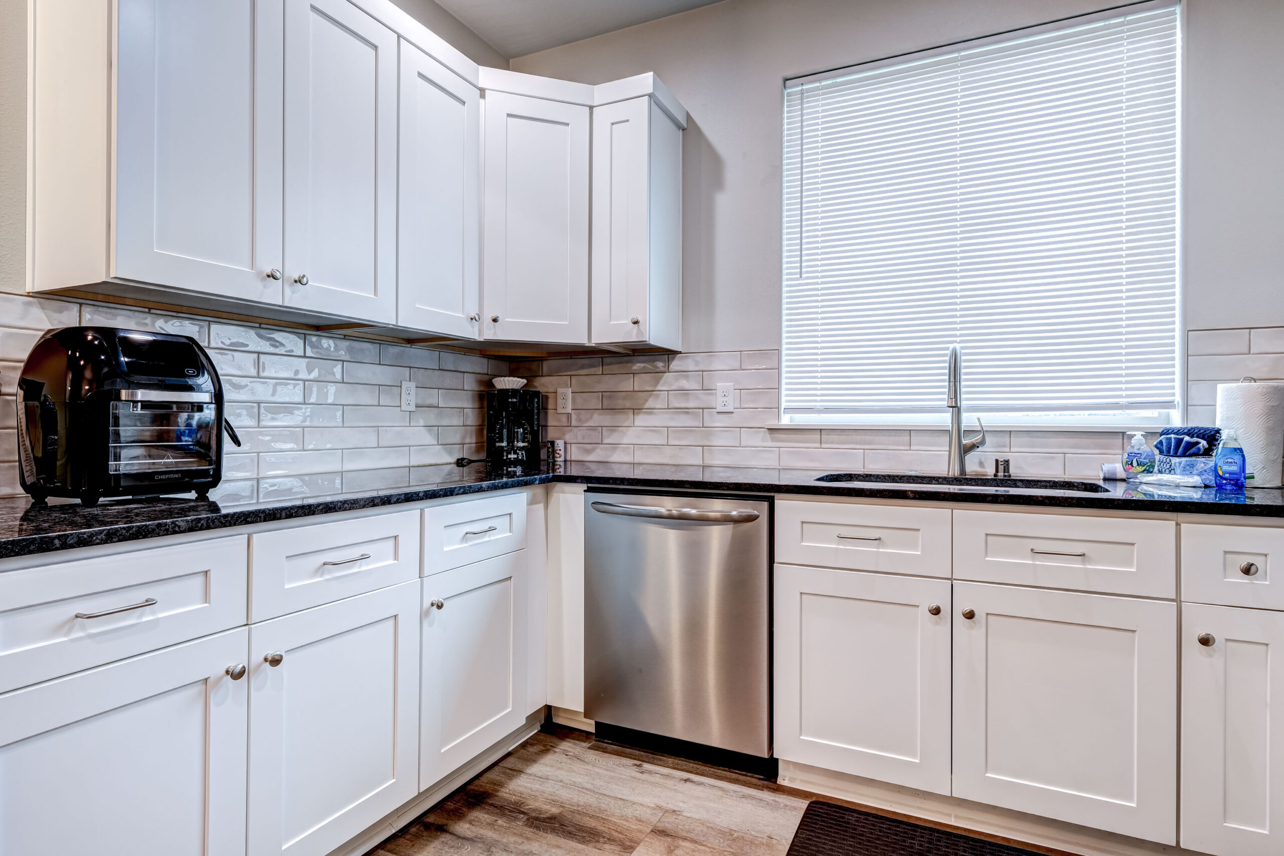 1588 Palermo Ave Richland-5