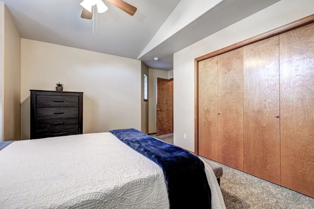 2121 Arthur Loop Updated-15