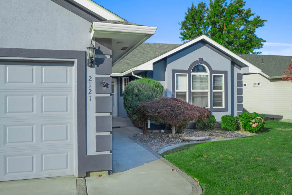 2121 Arthur Loop Updated-3