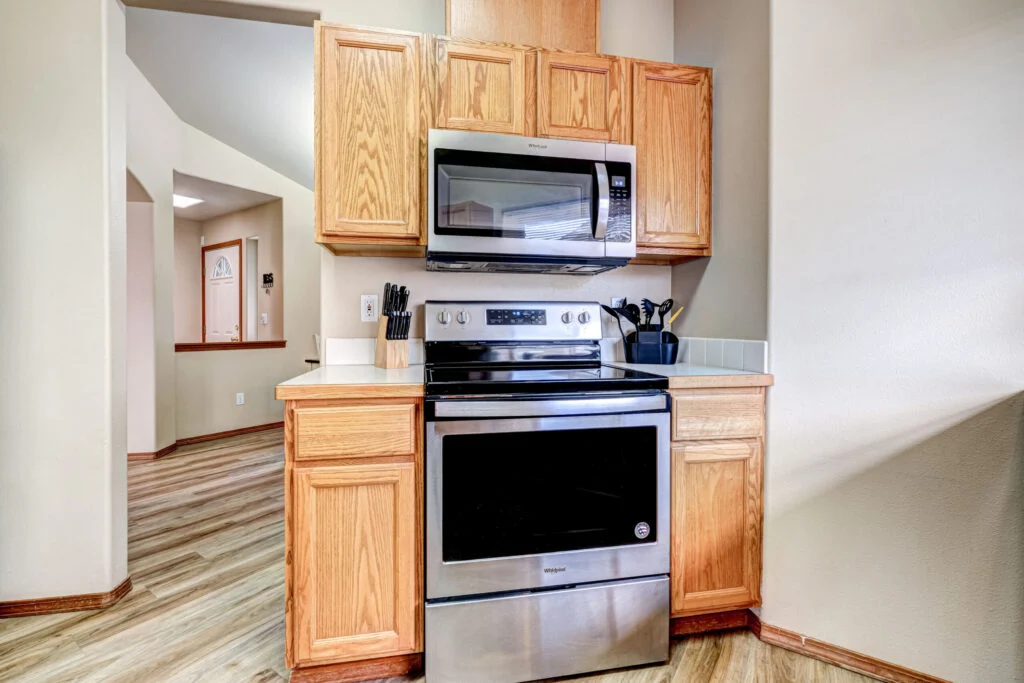 2121 S Arthur Loop Kennewick-24