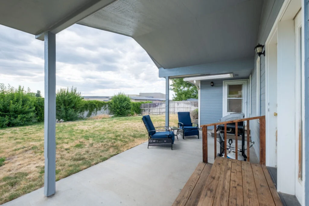 2121 S Arthur Loop Kennewick-31