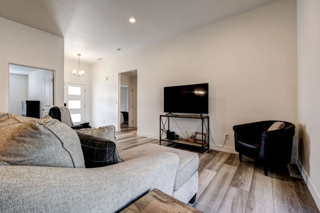 5668 W 32nd Ave Kennewick-11