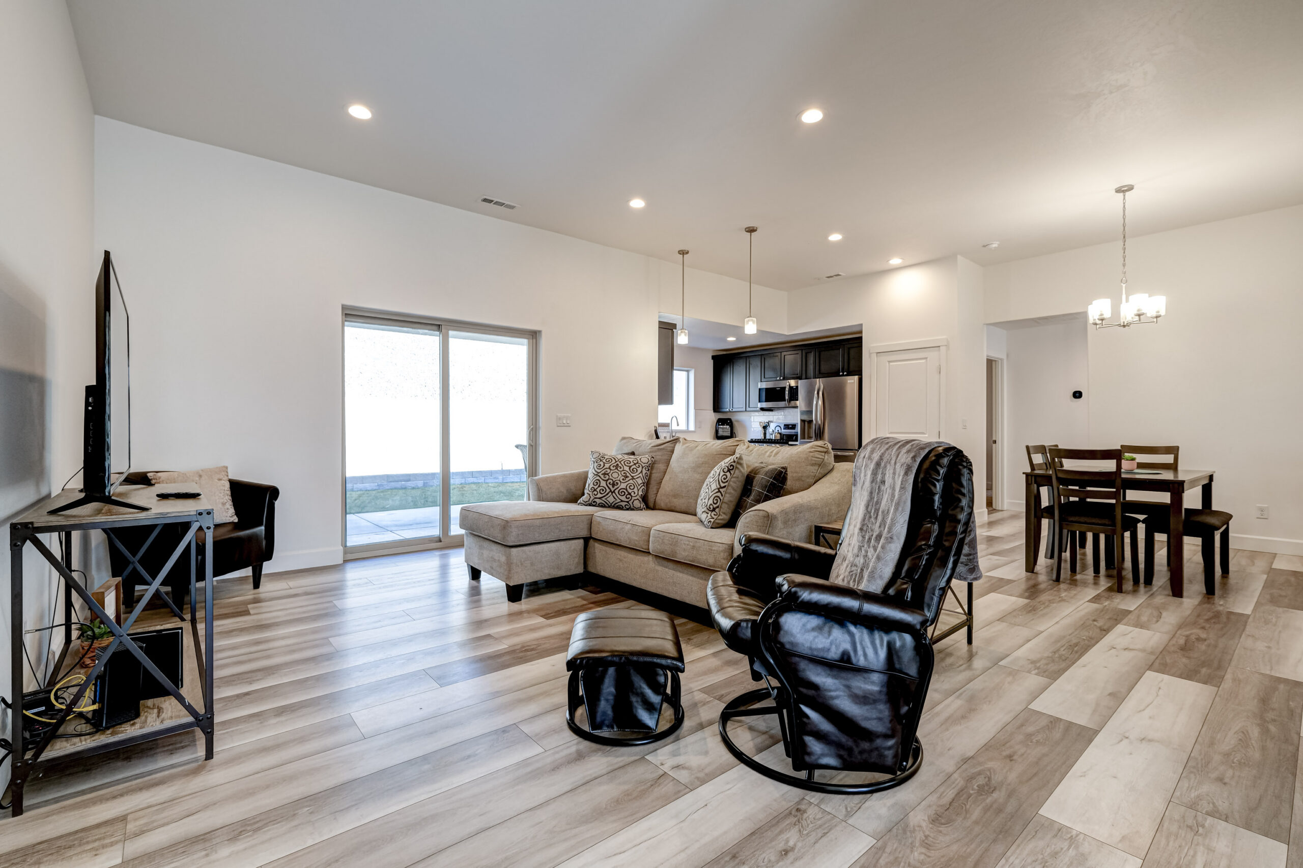 5668 W 32nd Ave Kennewick-12