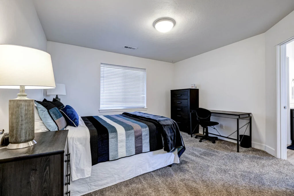 5668 W 32nd Ave Kennewick-18