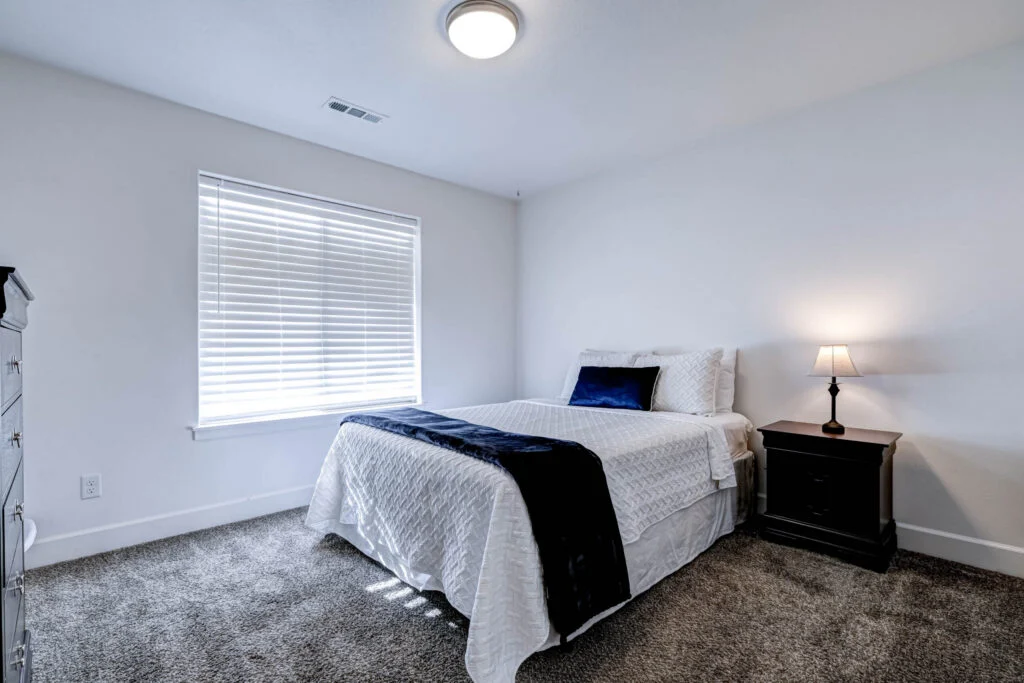 5668 W 32nd Ave Kennewick-26