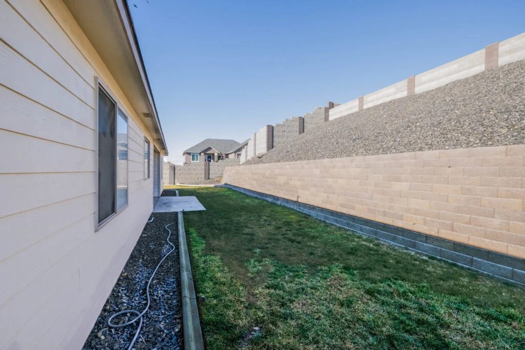 5668 W 32nd Ave Kennewick-36