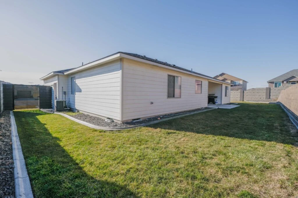 5668 W 32nd Ave Kennewick-38