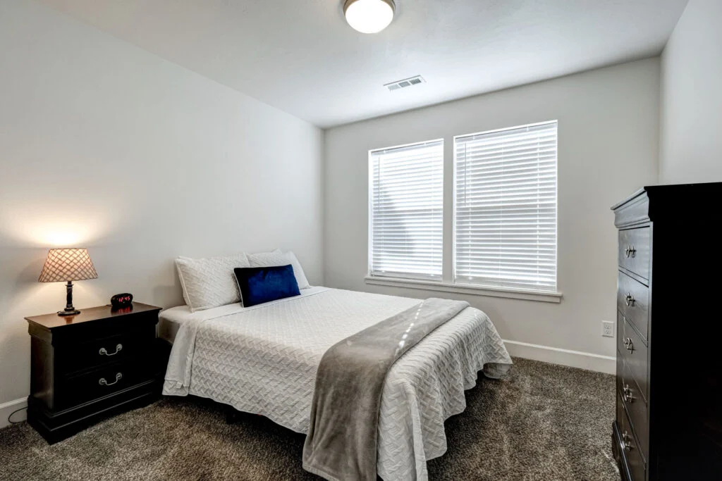 5668 W 32nd Ave Kennewick-8