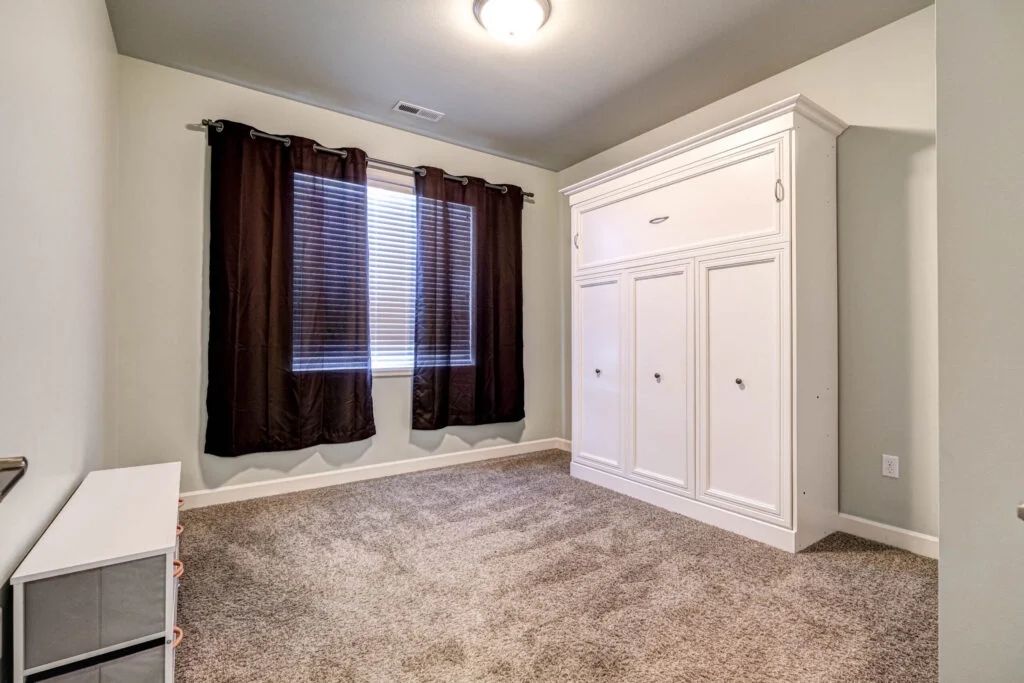 6027 W 38th Ave Kennewick-24