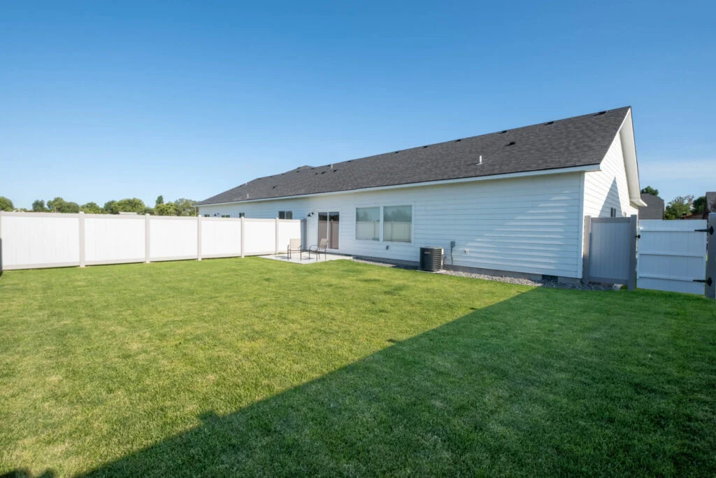 650 Mount Hood Ave Boardman-8