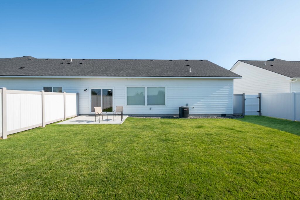 650 Mount Hood Ave Boardman-9