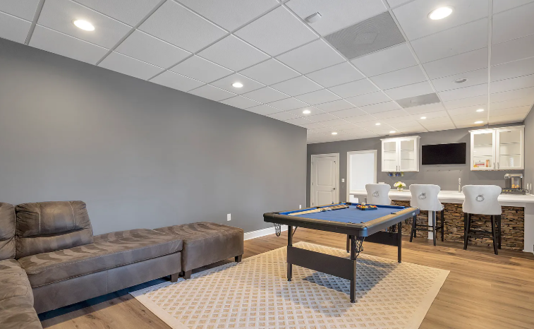 5755-billiard room