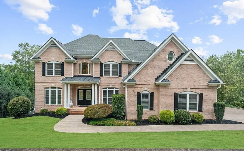 5755-front ext day