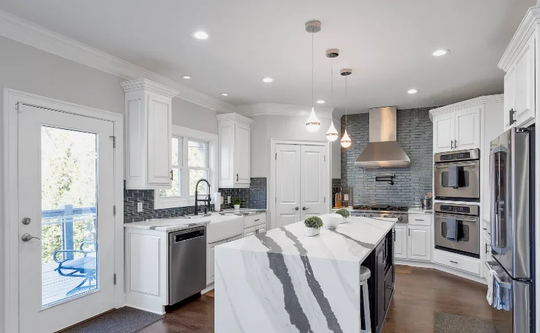 5755-kitchen other angle
