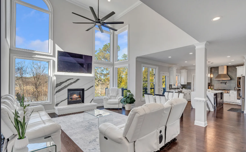 5755-living room