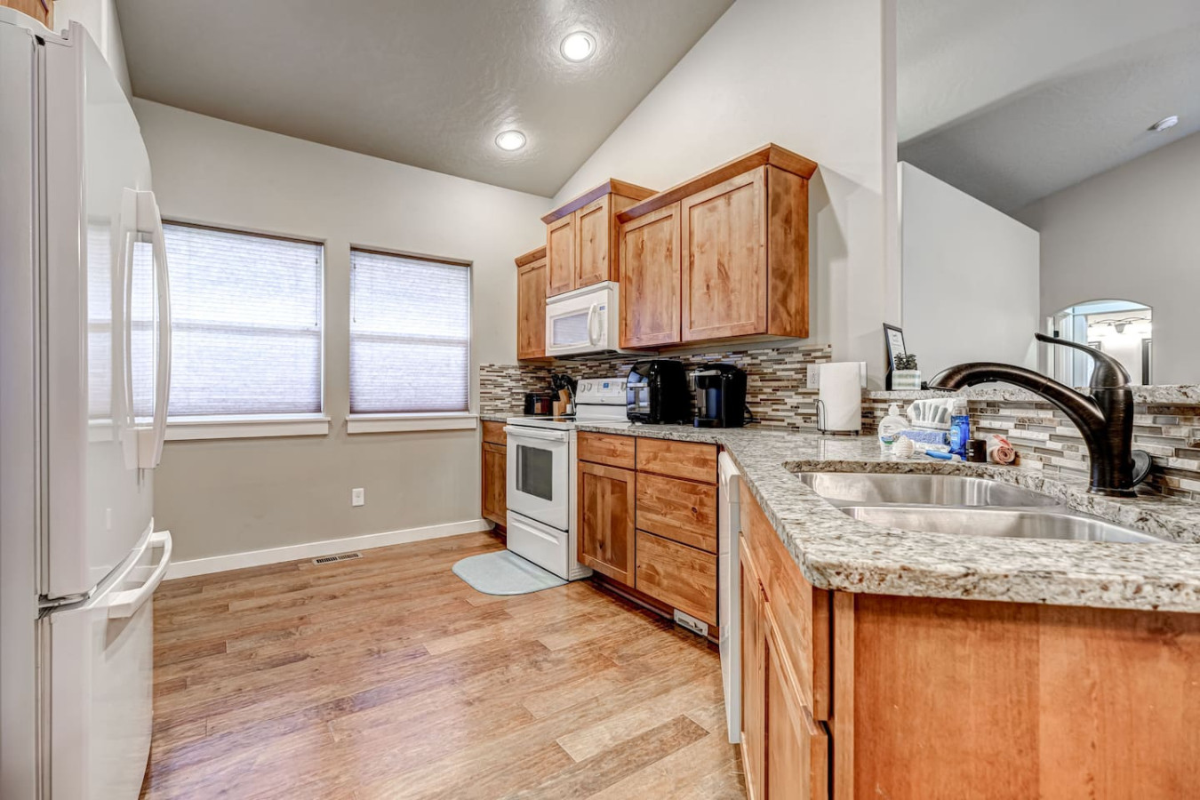 681 (10)-Kitchen